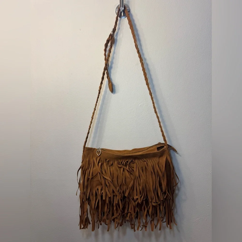 Stylish Brown Fringe Shoulder Bag - Picture 1 of 6